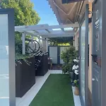 Πανσιόν Zeitwohnen Pulheim